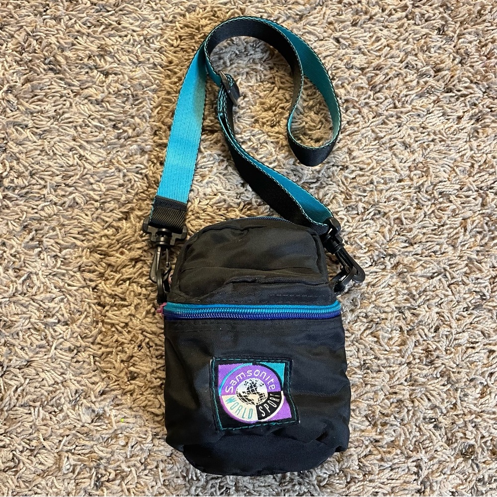 Vintage Samsonite World Sport #25 Camera Bag With Adjustable Strap‎